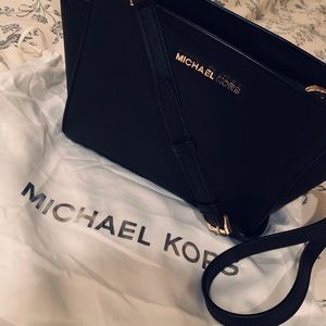 Michael Kors Selma Black